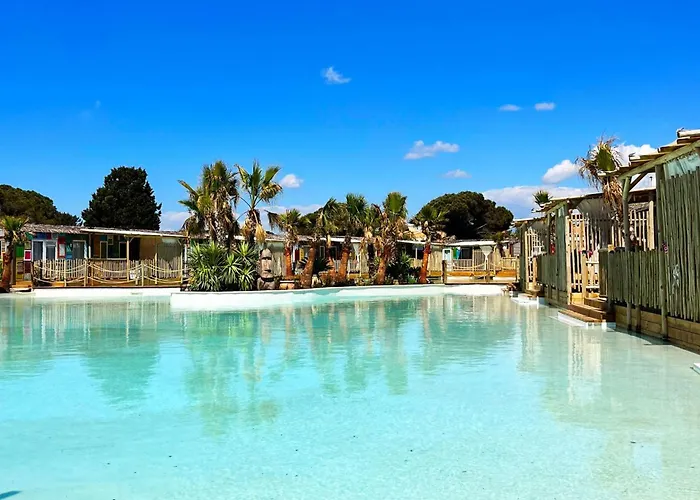 Camping La Clape Village